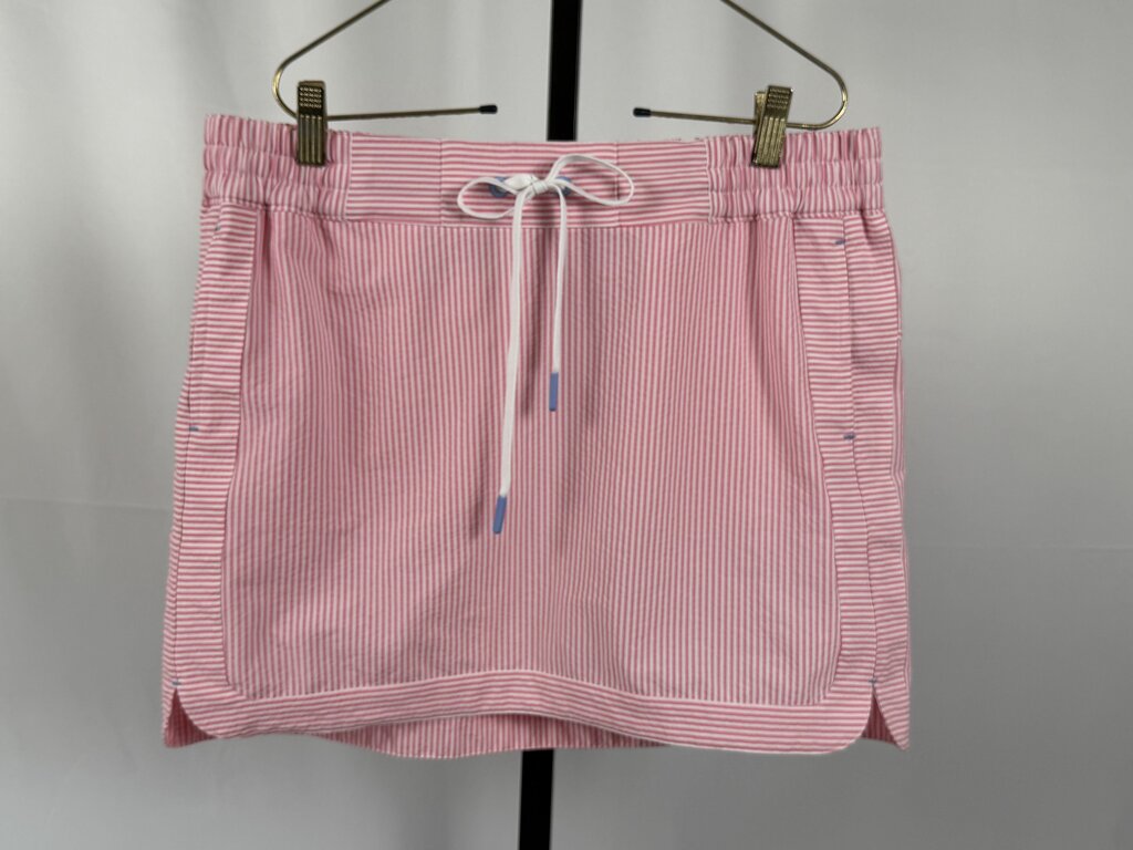 Vineyard Vines - Pink- Seersucker Skirt -Performance Fabric