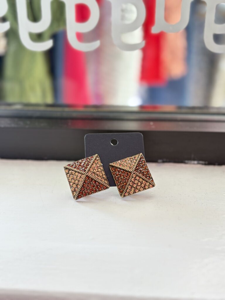 VTG - Clip On Earrings