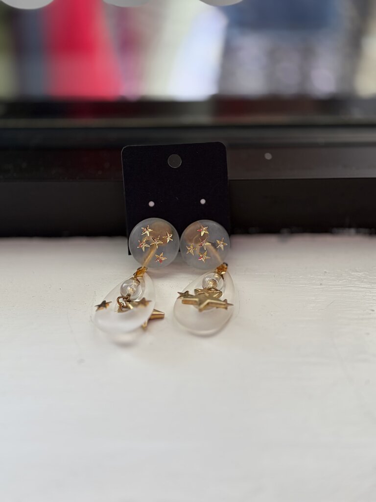 VTG - Clip On Earrings