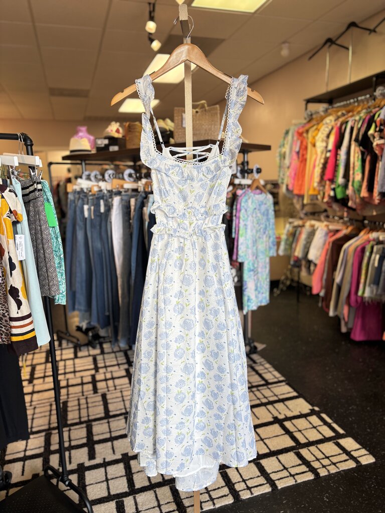 Storia-NWT-Floral Maxi w. Open Back