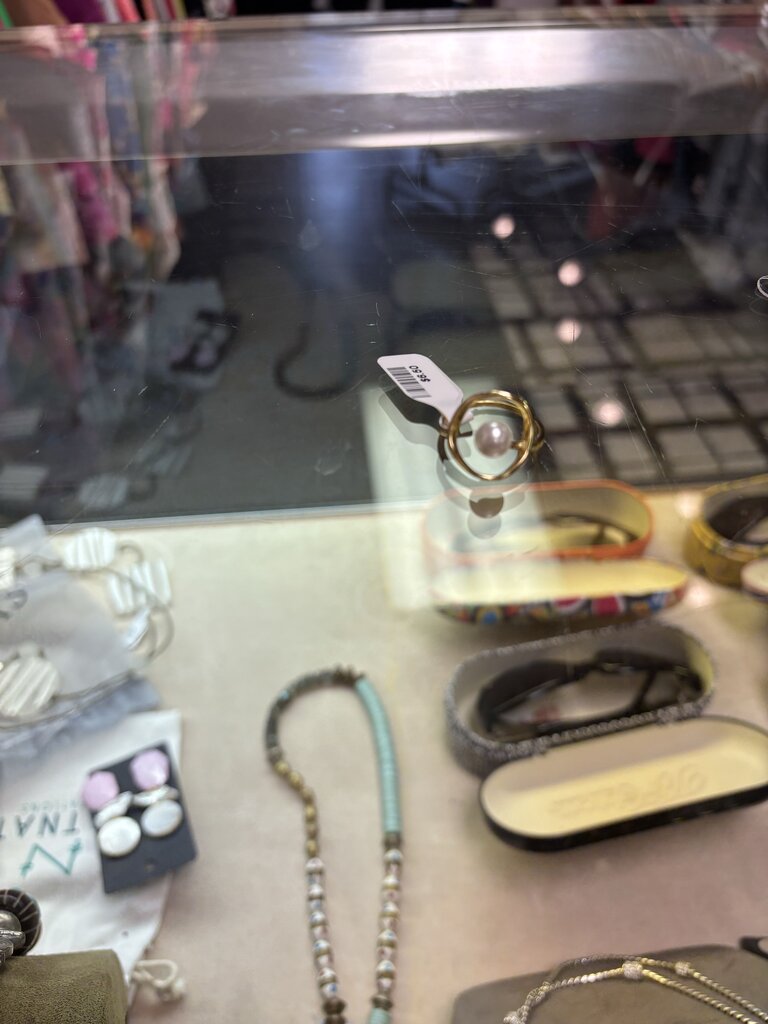 Sterling Silver Gold Plated Ring w. Pearl Accent