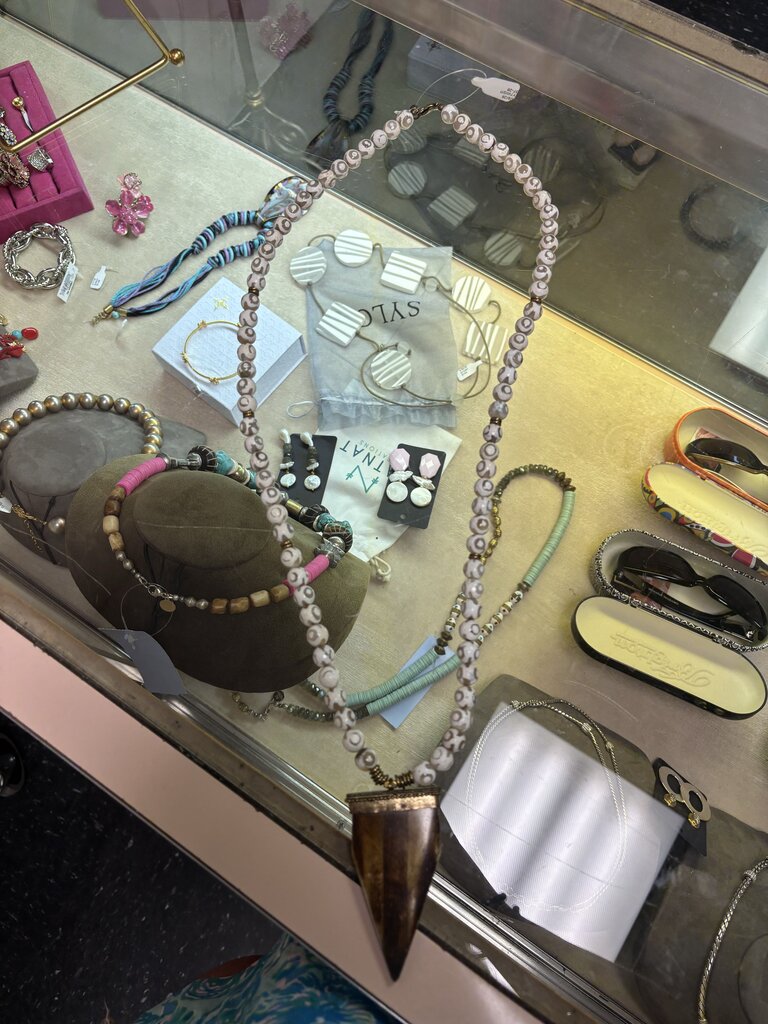 Allie Beads - Arrowhead Necklace