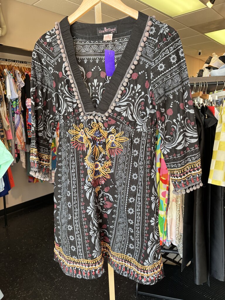 Liza Byrd - V Neck Patterned Mini Dress