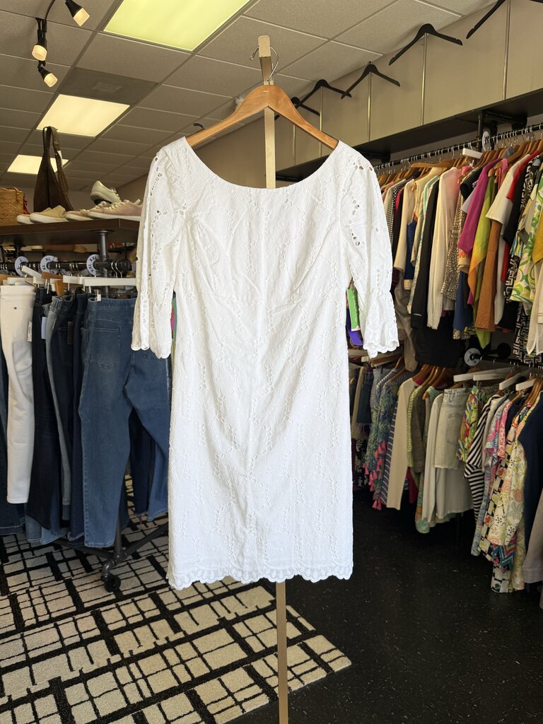 Lilly NWT- Shayna Dress Eyelet in Classic White