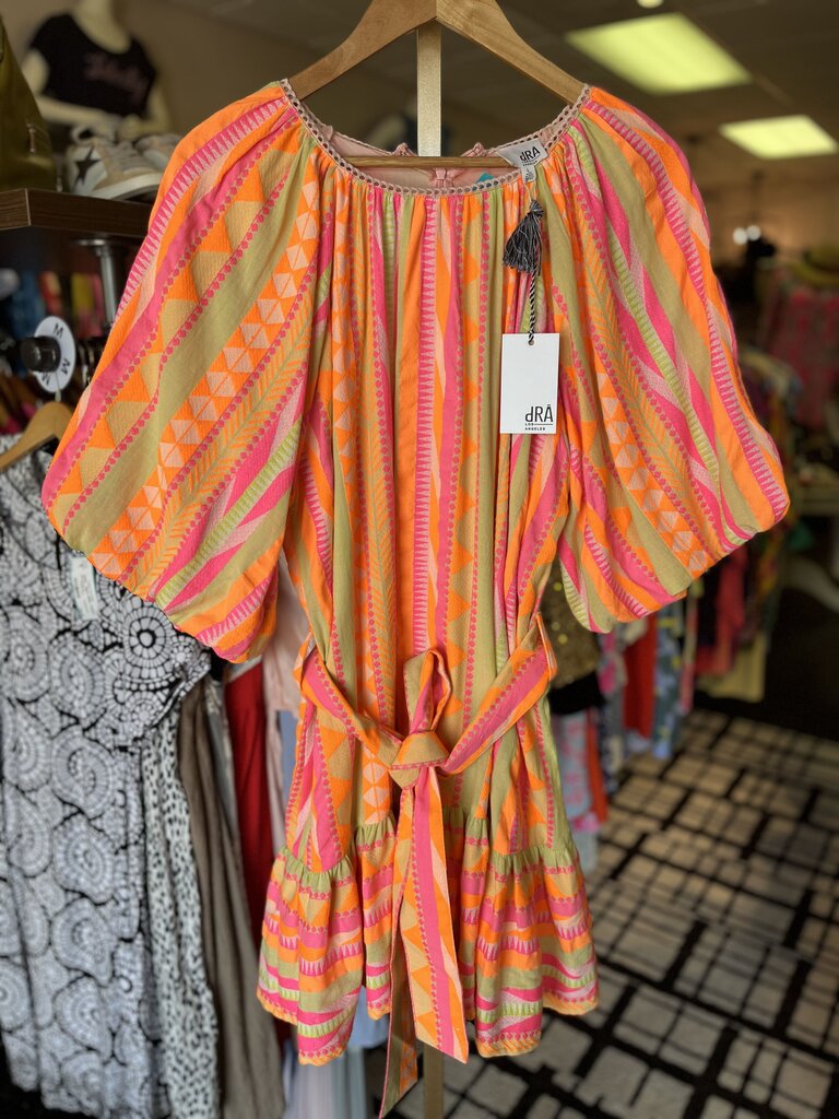 dRA NWT - Thea Dress in Pink Driveway