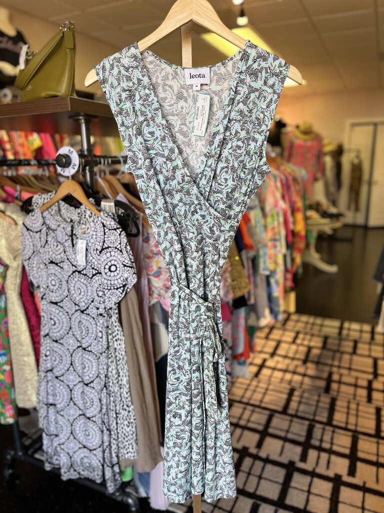 Leota - Sleeveless Dress w. Bird Print