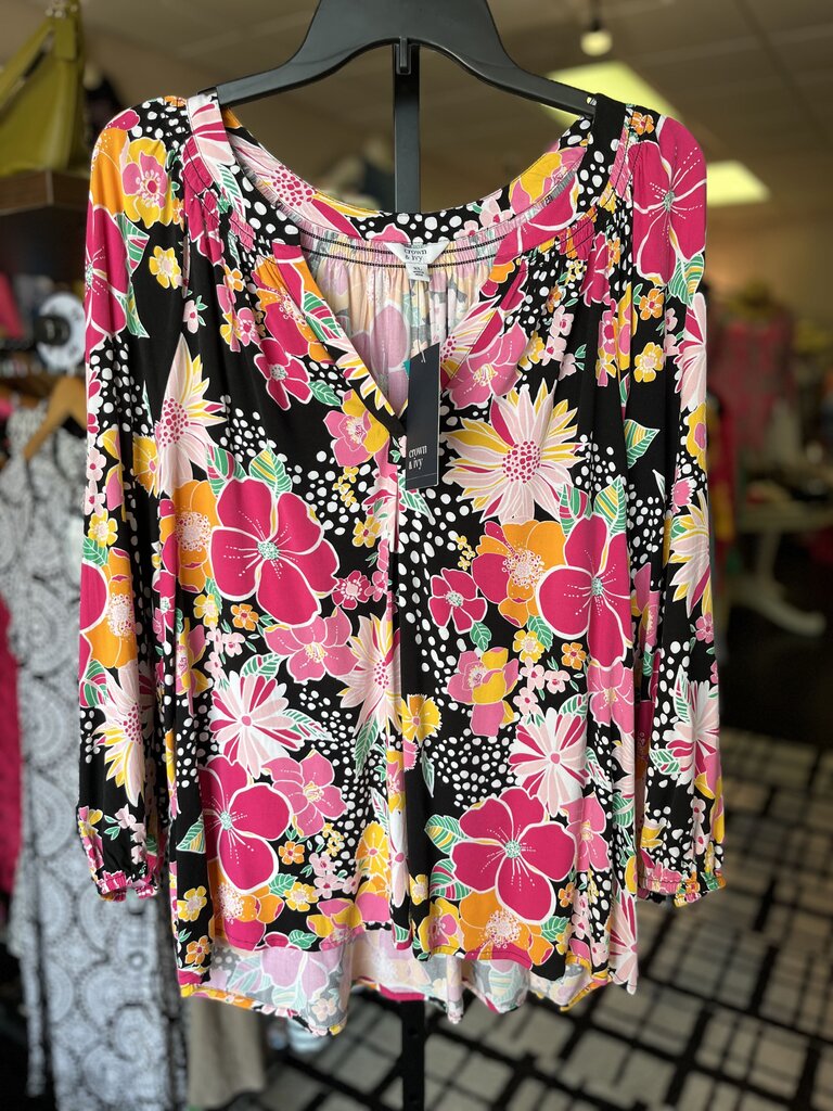 Crown & Ivy - NWT Floral Print Top