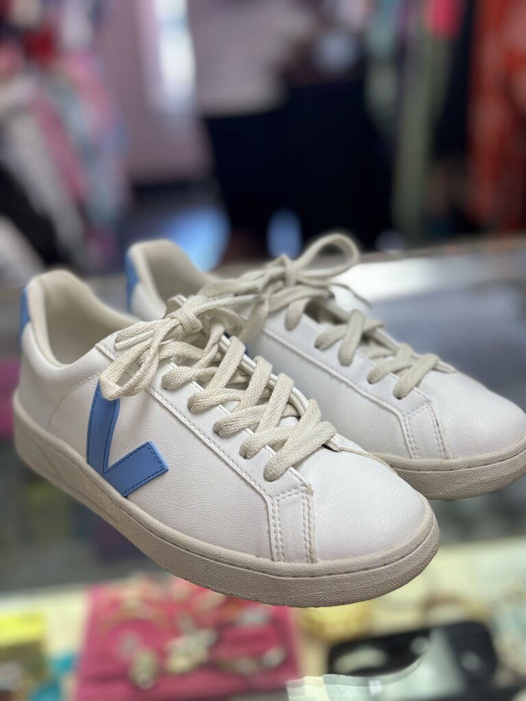 Veja - Urca Sneakers - White