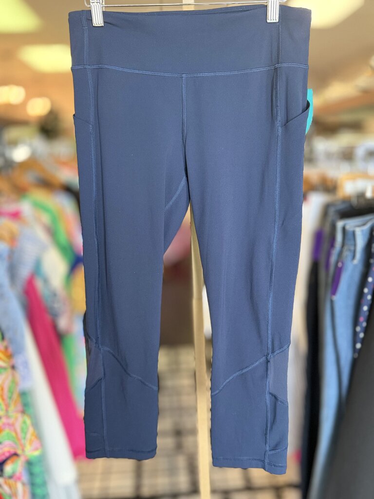 Lululemon - Cropped Leggings - Navy