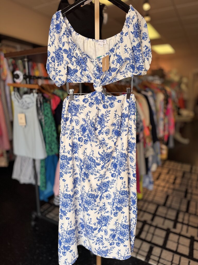 Vestique NWT - Antique Finding Dress