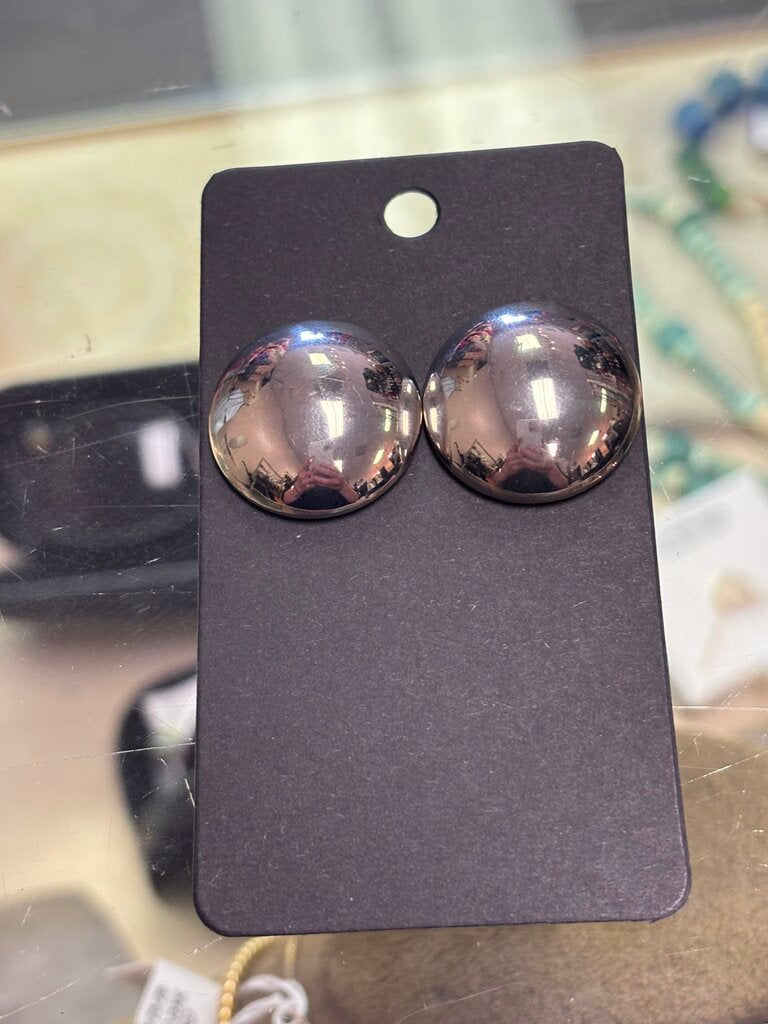 Stud Earrings