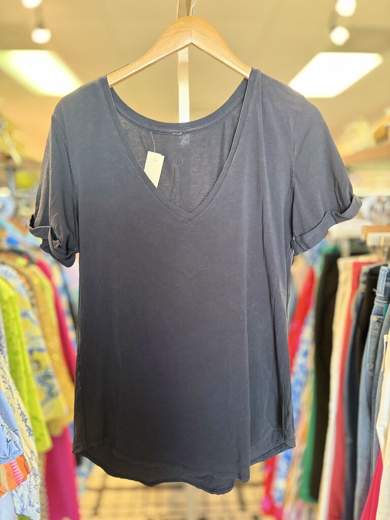 Lululemon - Love V-Neck Shirt - Black