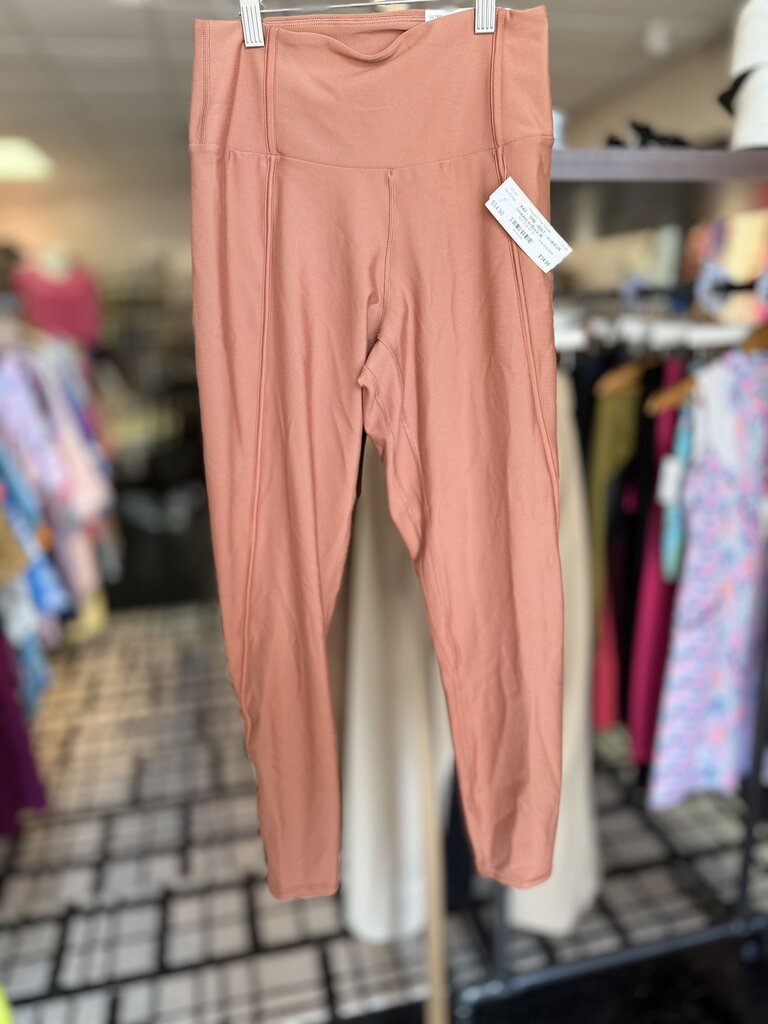 A&F - YPB - NWT - sculptLUX Legging in Brick