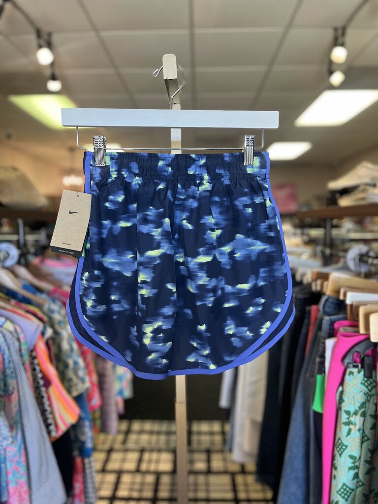 Nike - NWT - Tempo Shorts