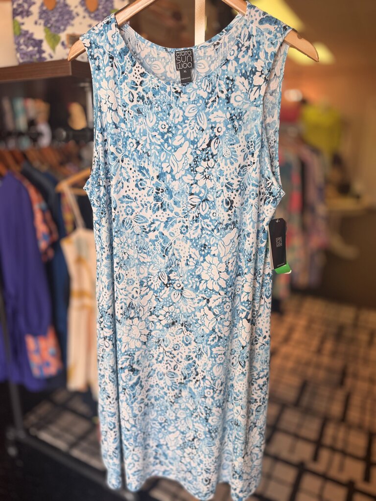 Clara Sun Woo NWT - Sleeveless Floral Print Dress