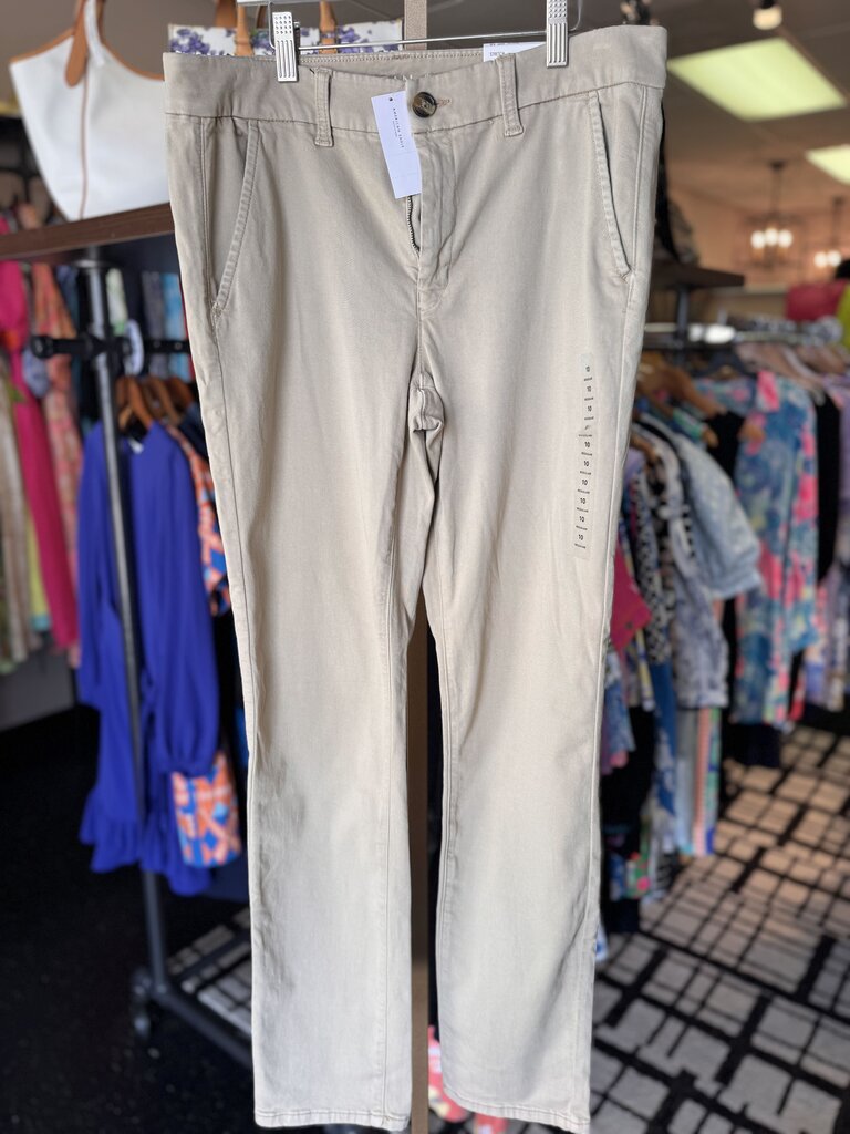 American Eagle NWT - Skinny Khaki Pants