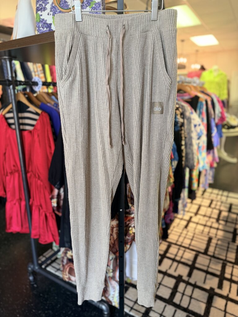 alo - Muse Sweatpants in Gravel Heather