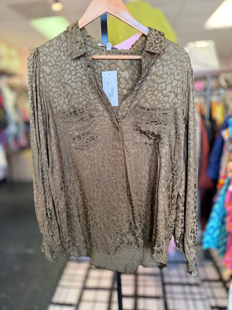 JoyJoy NWT- Ruffle Blouse in Caper