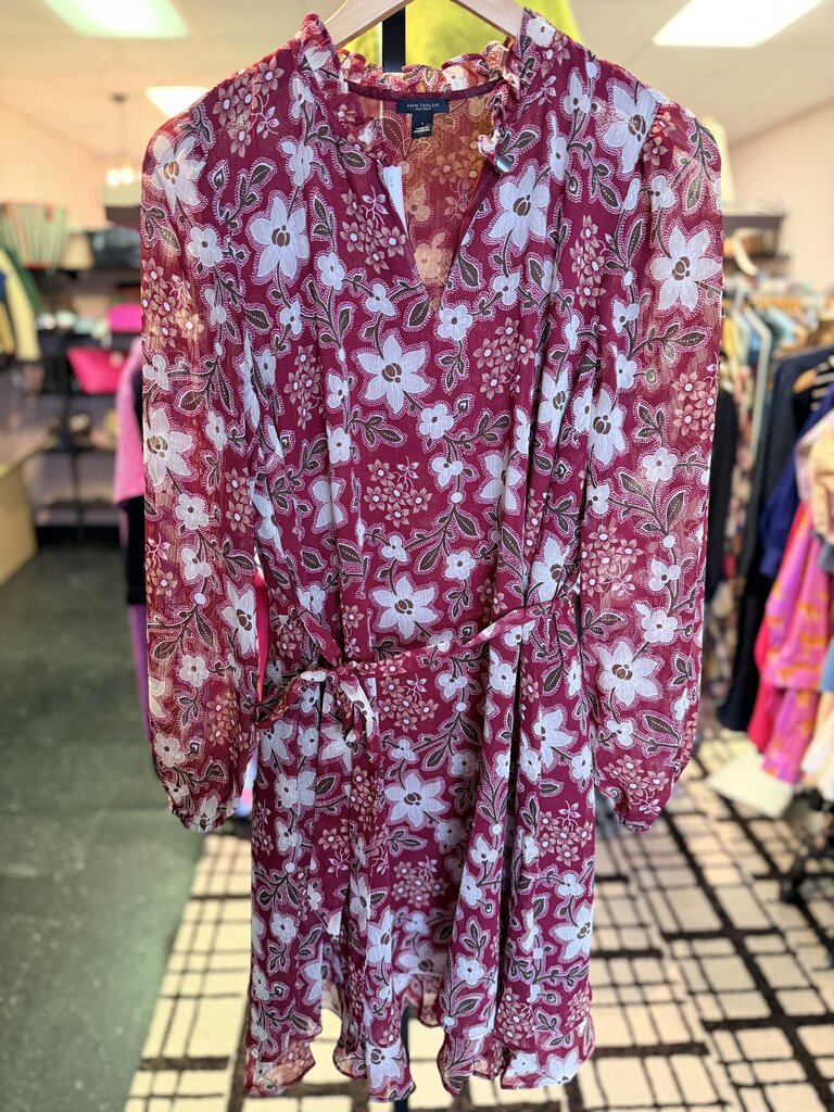 Ann Taylor- Floral Ruffle Neck Dress w Belt