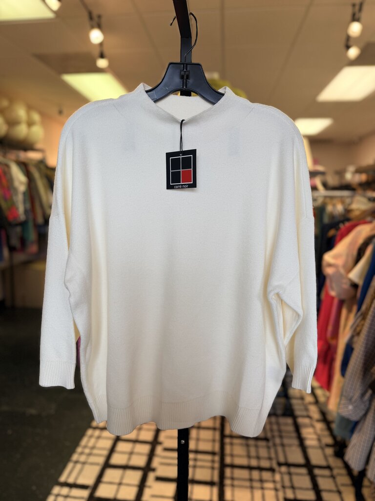 Carre Noir - NWT Knit Sweater in Ivory