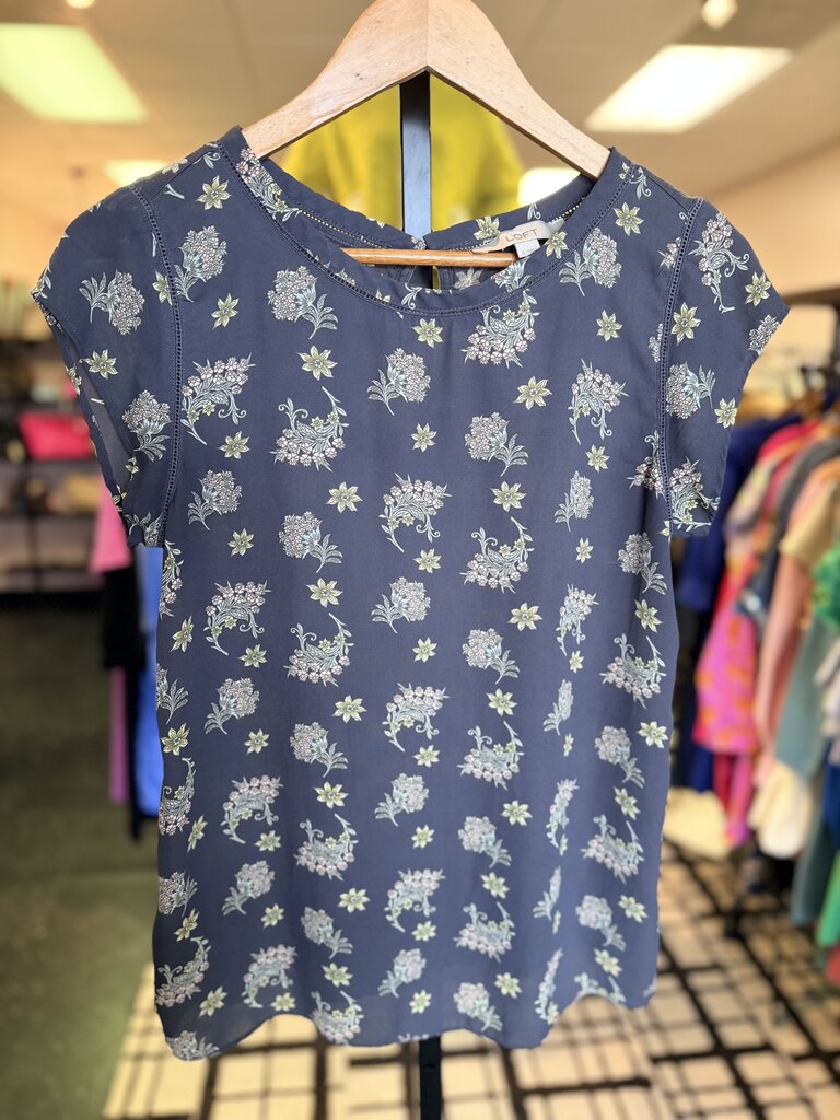 LOFT - SS Floral Blouse - Grey