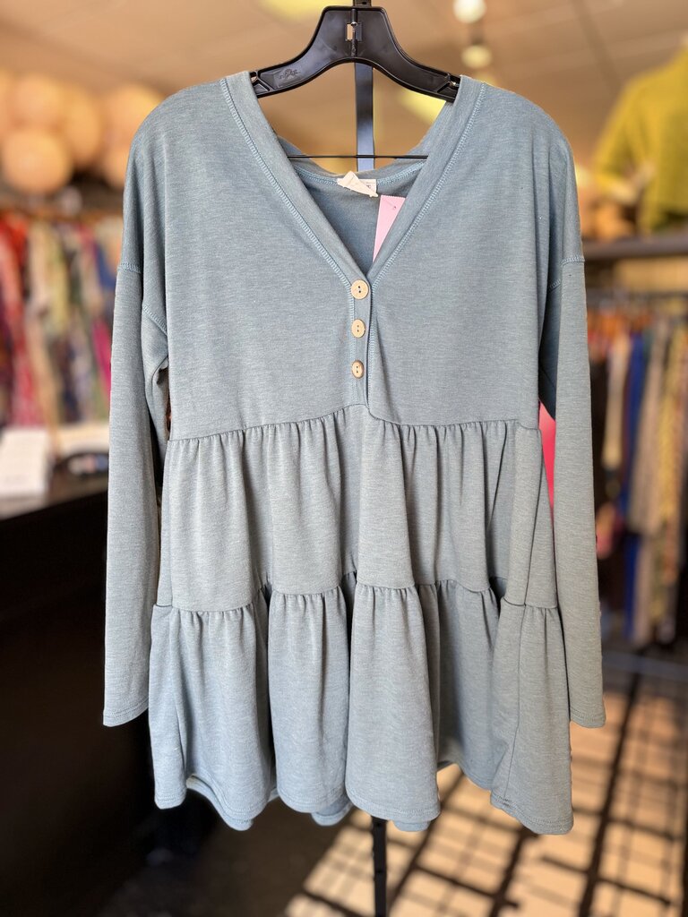 PeachLoveCali- LS Tiered Swing Top - Blue