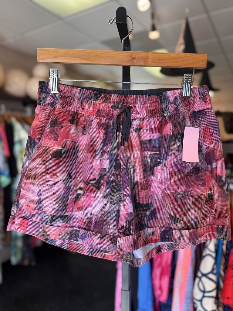 Lululemon- Spring Break Away Shorts in Sun Dazed Print