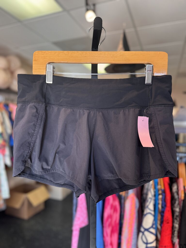 Lululemon - Speed Up Shorts in Black