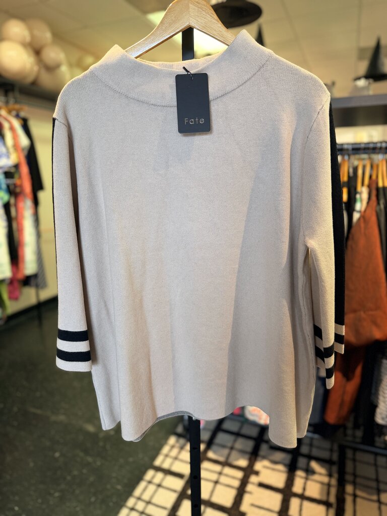 Fate NWT - Knit Mockneck Sweater w. Bell Sleeves - Taupe