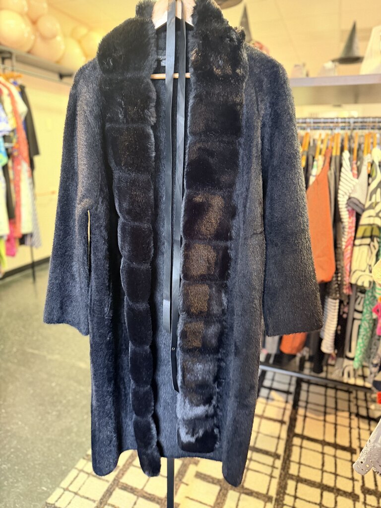 Coco+Carmen - Faux Fur Belted Knit Jacket in Black