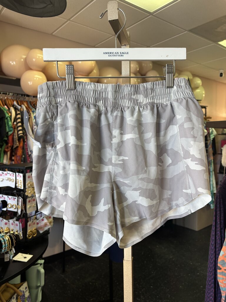 Athleta - Hustle 3" Shorts - Grey Camo