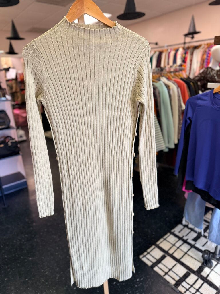 Lumiere - Ribbed Mockneck Knit Maxi Dress -