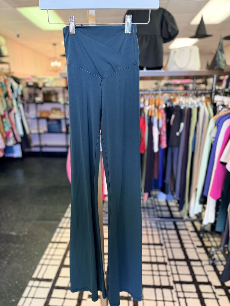Aerie - HR Crossover Flare Leggings - Green