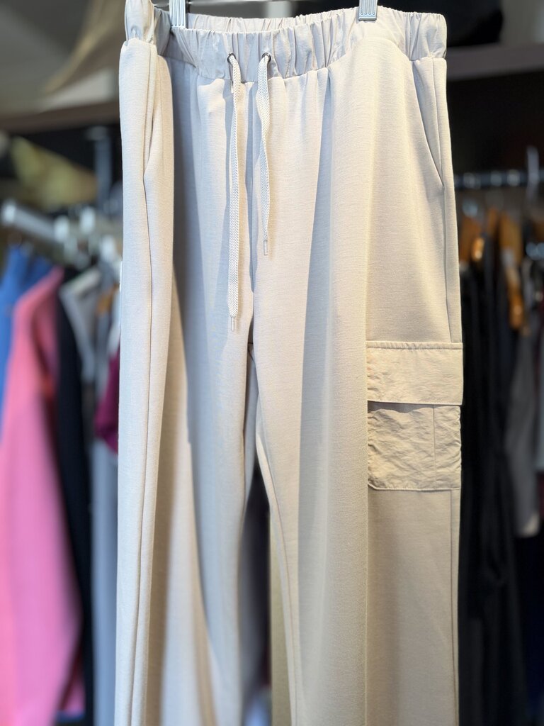 Joh NWT - Soft Knit Pull On Joggers -