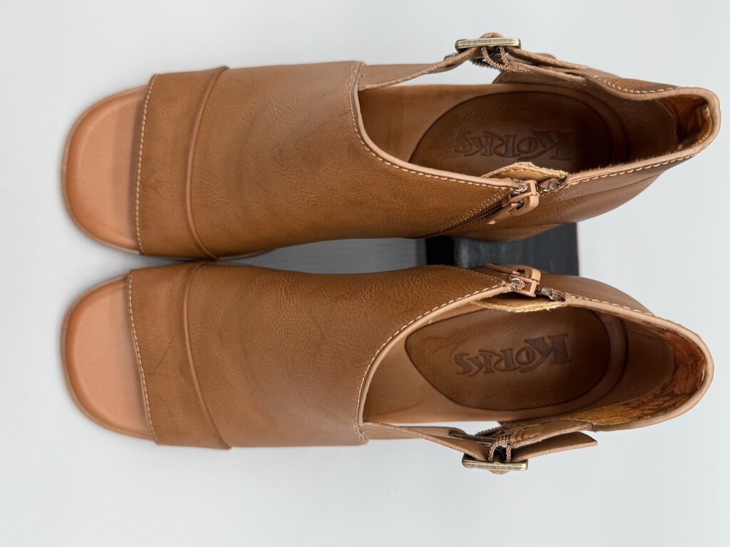 Korks - NWT - Brown Penela