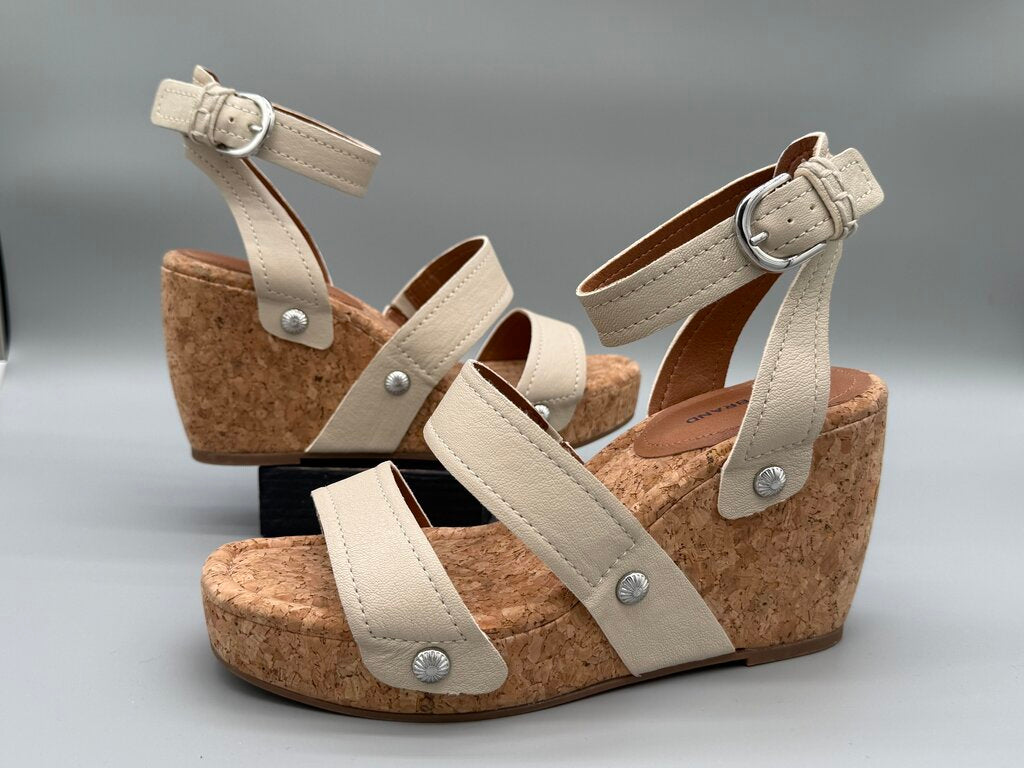 Lucky Brand - NWT - Bone - Valintina Sandal
