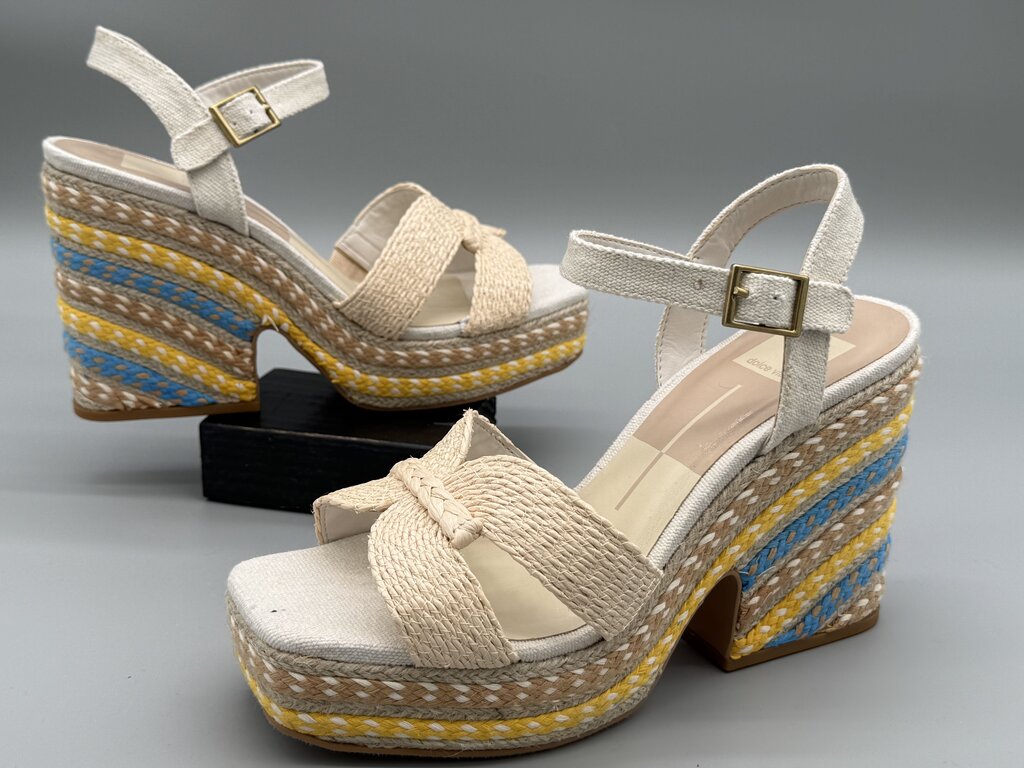 Dolce Vita - NWT - Cale Citrus Sandals