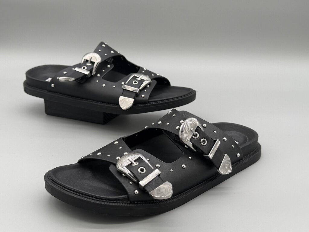 Steve Madden - NWT - Black -Connely Sandal