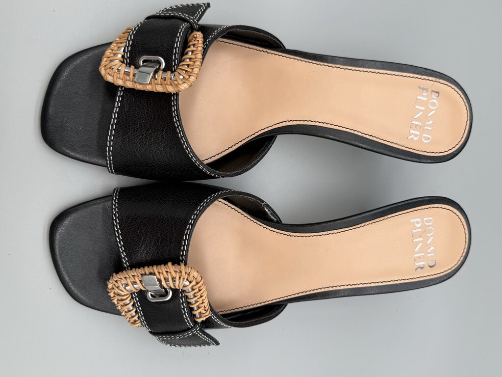 Donald Pliner - NWT - Black - Cherry Buckle Mule Sandal