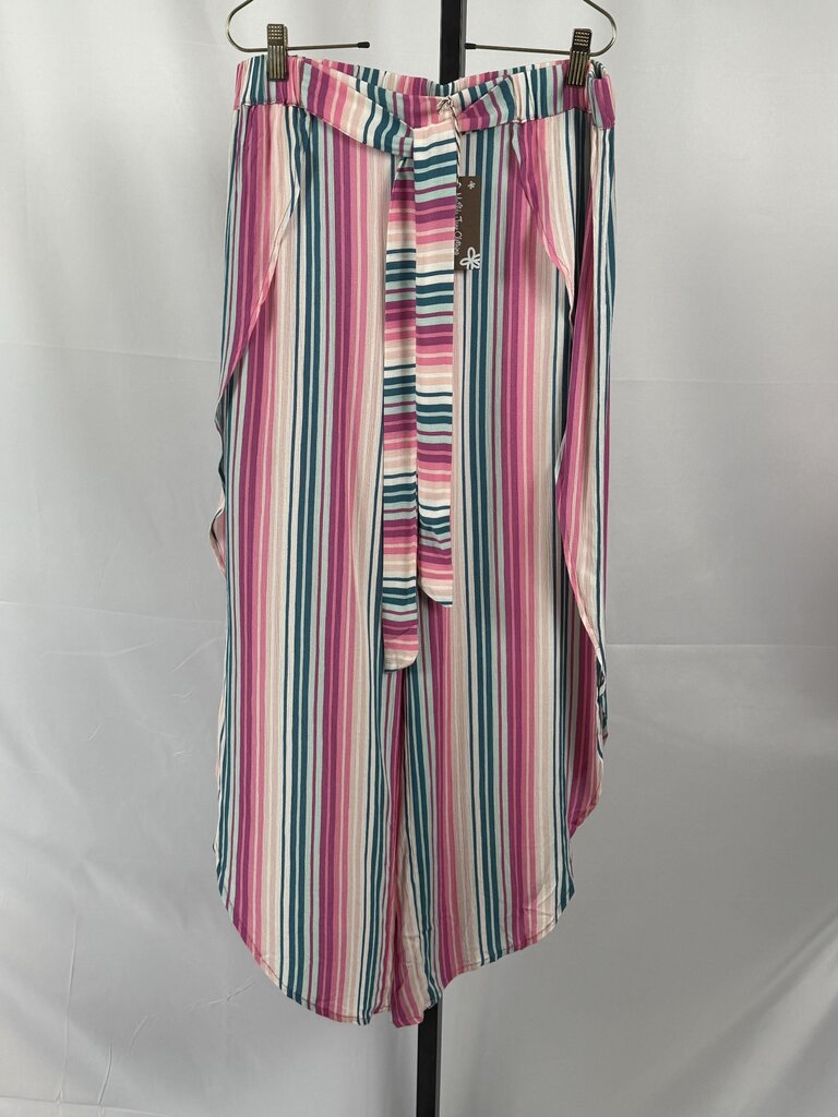 Matilda Jane - NWT - Striped Flowy Crop