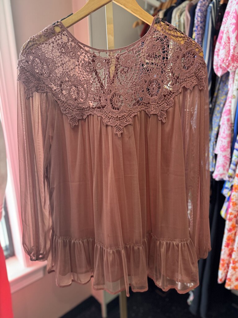 Entro - Crocheted Boho Top LS - Rose