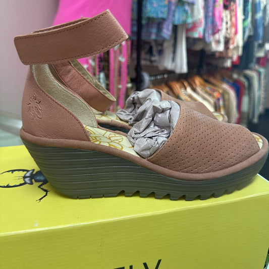 Fly London - NIB - Yala Leather Sandal