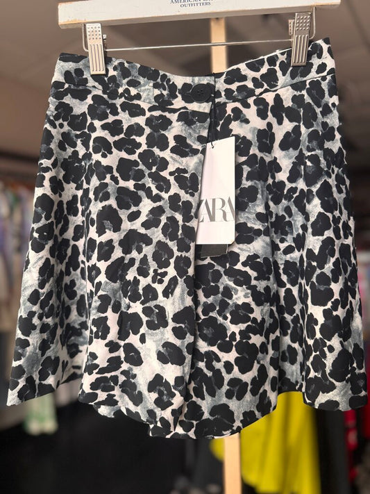 Zara- NWT - Silk Blend Cheetah Print Shorts