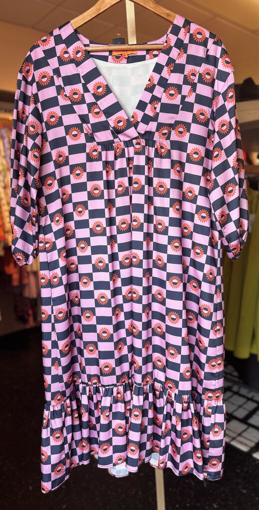 Vilagallo- Pink/Navy Checkered Dress w. Orange Flowers
