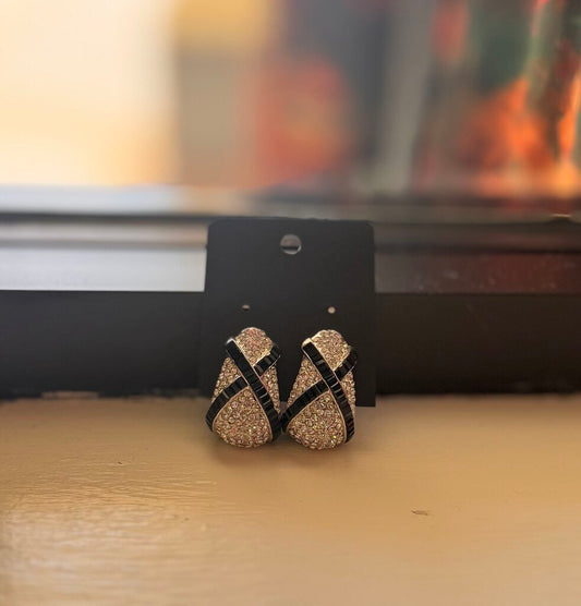 VTG - Clip On Earrings