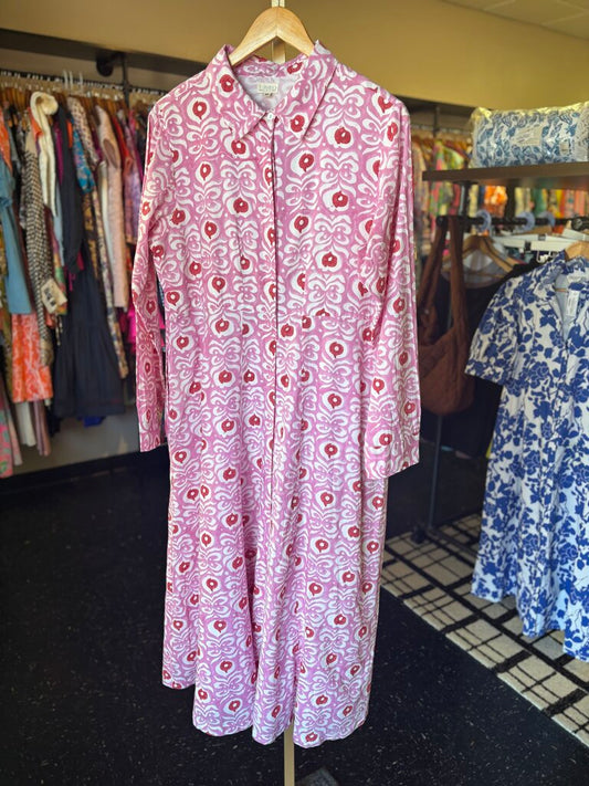 Livro- Classic Shirt Dress in Pink Boho Pattern