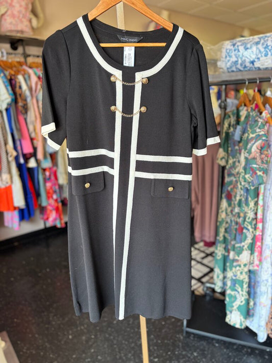 Ming Wang- Button Detail Black/White Contrast Trim Dress
