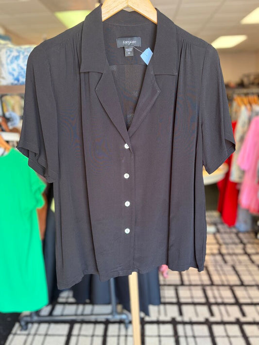 Karen Kane - SS Flowy Button Down Blouse - Black