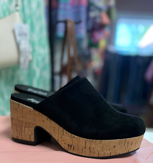 Corky's - Watch Your Back Clogs - Black
