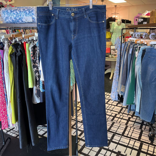 DL1961- Coco Curvy Straight Jeans